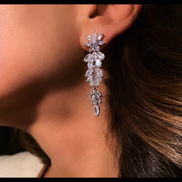 Rose Gold Bridal marquis cluster flower CZ drop earrings - Picture 4 of 5